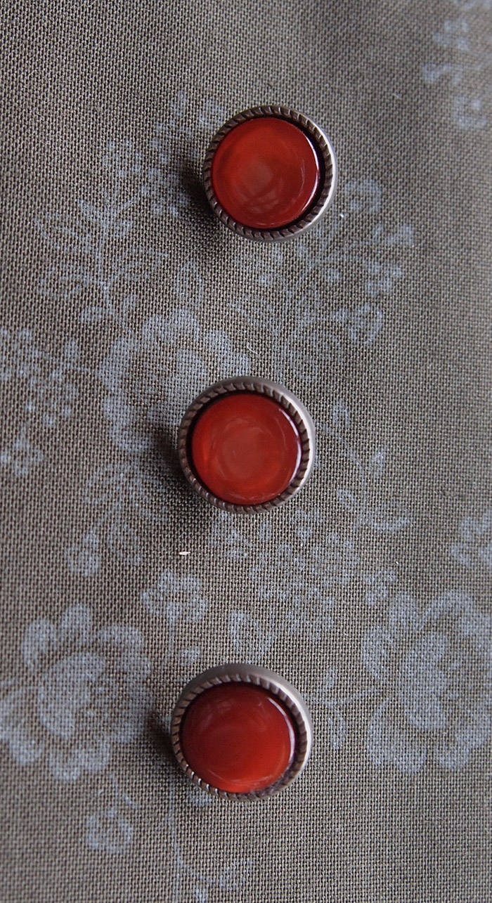 Perlmutt rot mit Metallrand 12mm